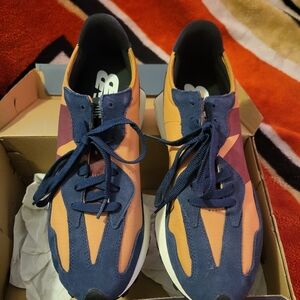 NEW BALANCE 327 Size 11 Blue,Burgundy,White